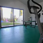 In With Pool And Sauna Villa