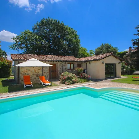 In With Pool And Sauna فيلة San Venanzo