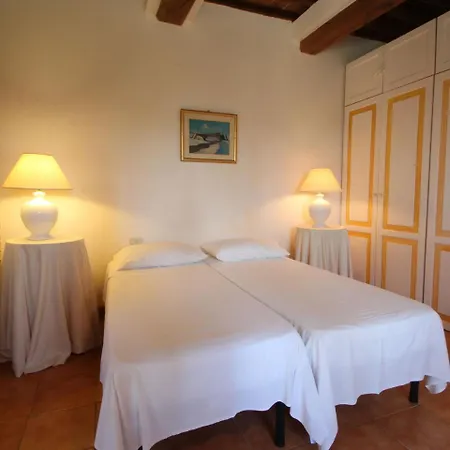 In With Pool And Sauna فيلة San Venanzo