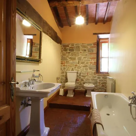 In With Pool And Sauna San Venanzo