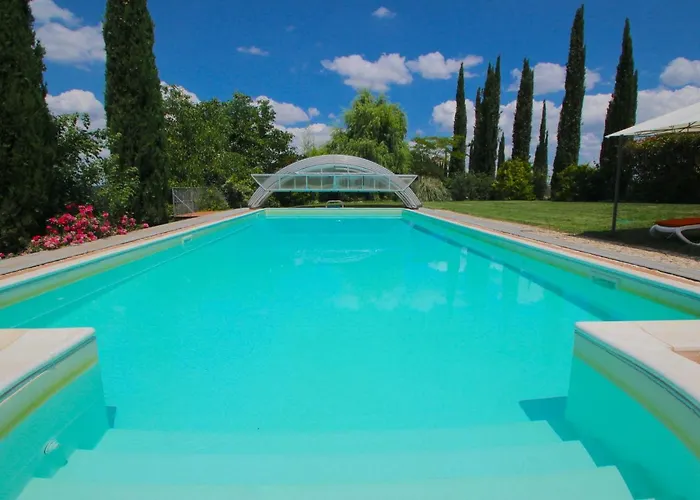 ヴィラ In With Pool And Sauna